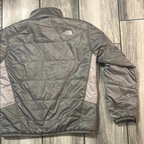 The North Face Men's Quilted Puffer Jacket - Picture 13 of 13
